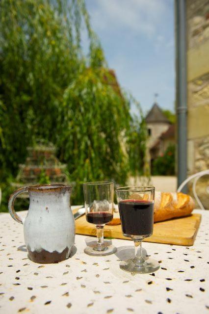 Manoir De La Foulquetiere Bed & Breakfast 3*